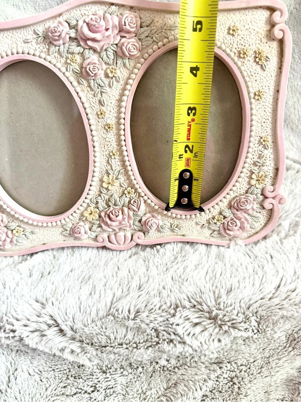 Vintage-Inspired Double Photo Frame - Pink Rose Design